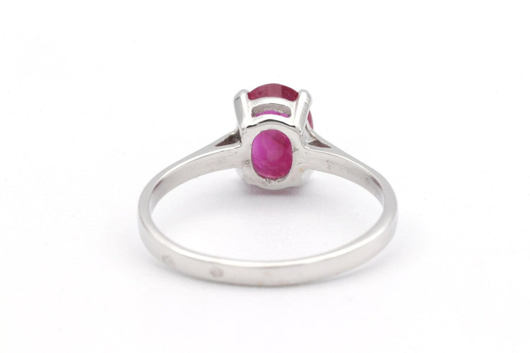 Bague 52 Bague contemporaine en or blanc 18 carats et rubis 58 Facettes 19408