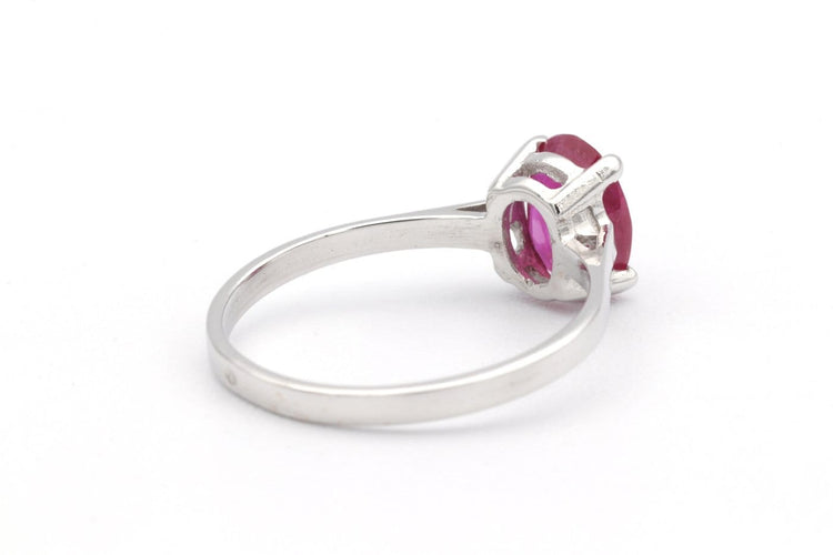 Bague 52 Bague contemporaine en or blanc 18 carats et rubis 58 Facettes 19408