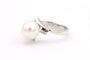 52 Années 70 - Bague en or blanc, perle et diamants 58 Facettes 19113