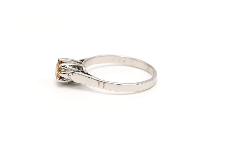 Bague 53 Bague années 50 en or blanc et diamant jaune 58 Facettes 20197