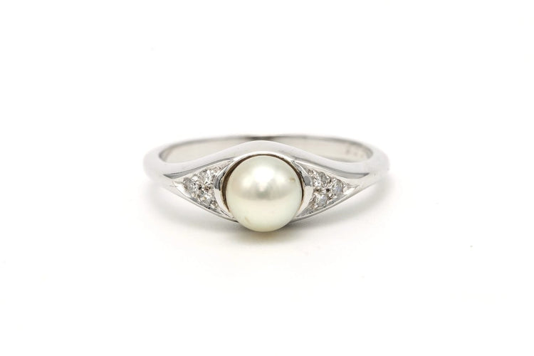 Bague 55 Bague Art déco en or blanc 18 carats, perle et diamants 58 Facettes B298