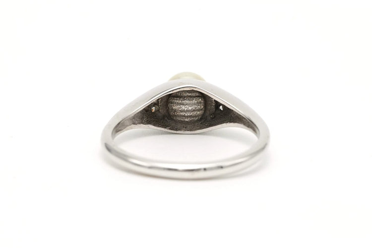 Bague 55 Bague Art déco en or blanc 18 carats, perle et diamants 58 Facettes B298