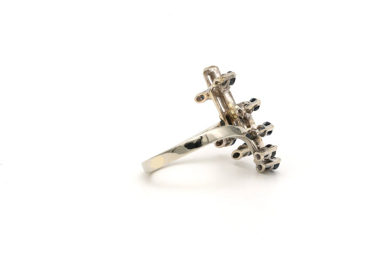 Bague 51 Années 70 - Bague en or blanc, saphirs et diamants 58 Facettes 22066