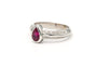 Bague 56 Bague contemporaine en or blanc 18 carats, rubis et diamants 58 Facettes 22260
