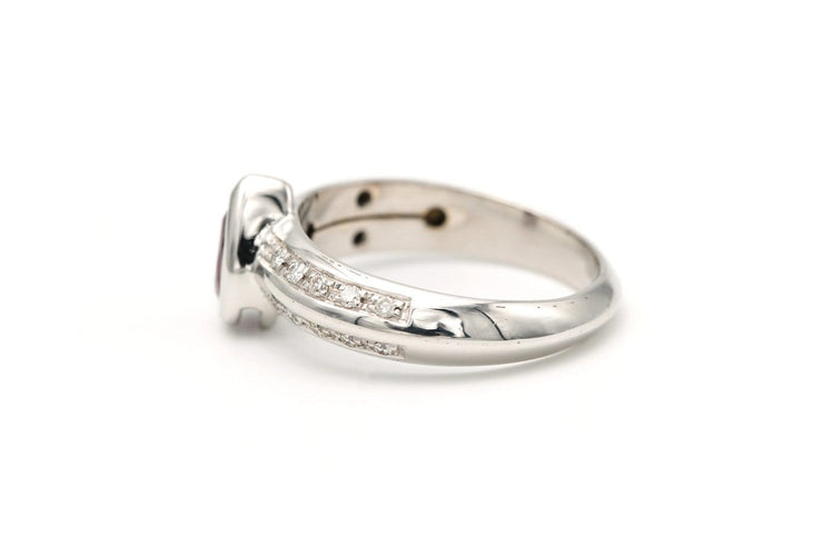 Bague 56 Bague contemporaine en or blanc 18 carats, rubis et diamants 58 Facettes 22260
