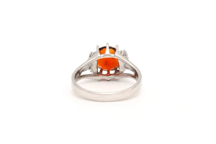Bague 53 Bague 1970 en or blanc, citrine et diamants 58 Facettes B623