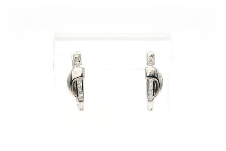 Boucles d'oreilles Boucles d'oreilles en or blanc 14 carats et diamants 58 Facettes B624