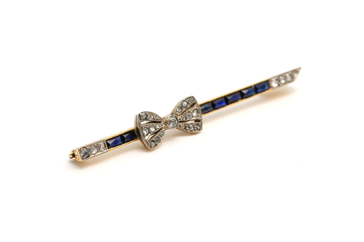 Broche Art déco en or jaune et blanc 18 carats, saphirs et diamants 58 Facettes 22536
