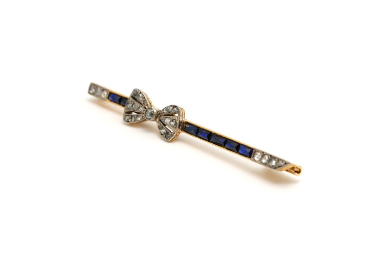 Broche Art déco en or jaune et blanc 18 carats, saphirs et diamants 58 Facettes 22536