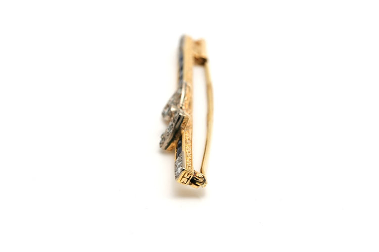 Broche Art déco en or jaune et blanc 18 carats, saphirs et diamants 58 Facettes 22536