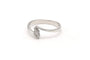 Bague 53 Bague contemporaine en or blanc et diamants taille brillant 58 Facettes B661