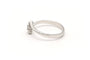 Bague 53 Bague contemporaine en or blanc et diamants taille brillant 58 Facettes B661