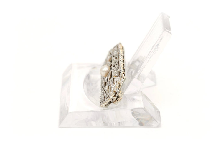 Broche Broche Art déco en or blanc 18 carats, perle et diamants 58 Facettes B658