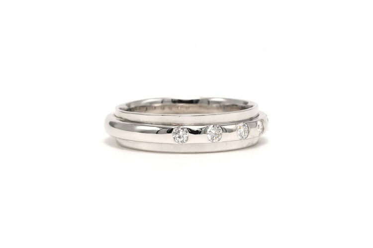 Bague 58 Bague contemporaine en or blanc et diamants taille brillant 58 Facettes 22452
