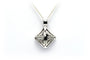 Pendentif Pendentif contemporain en or blanc 18 carats serti de diamants taille brillant 58 Facettes 22526