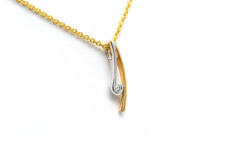 Pendentif Pendentif contemporain en or jaune et blanc 18 carats, diamant taille brillant 58 Facettes B720
