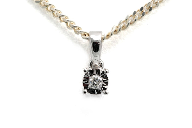 Pendentif Pendentif contemporain en or blanc 18 carats avec diamant taille brillant 58 Facettes B718