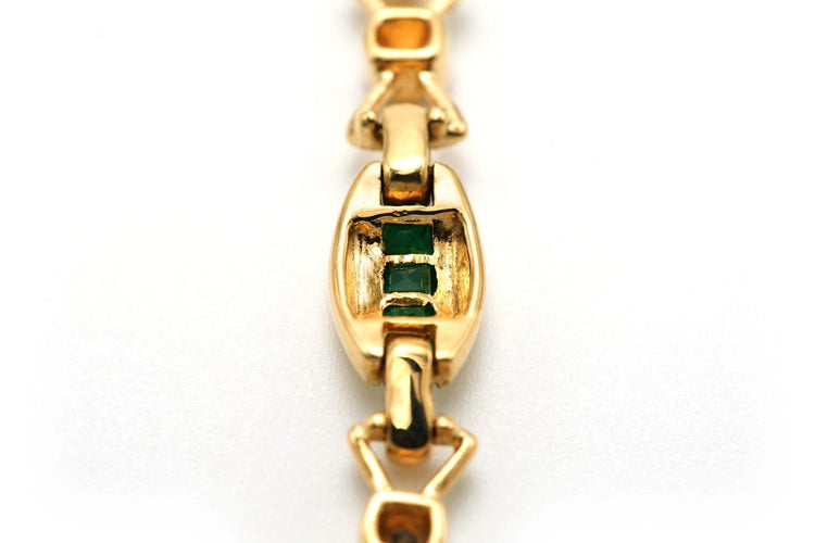 Bracelet Bracelet contemporain en or jaune 18 carats, émeraudes et diamants 58 Facettes B727
