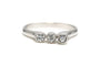 Bague 52 Bague contemporaine en or blanc et diamants taille brillant 58 Facettes 22893