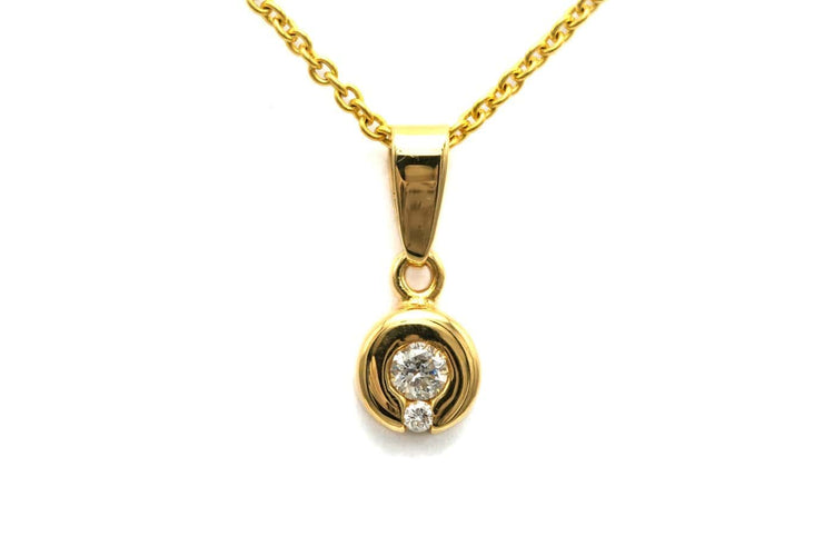 Pendentif Pendentif contemporain en or jaune 18 carats avec diamants taille brillant (0,065 ct) 58 Facettes B771