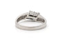 55 Bague contemporaine en or blanc, saphirs et diamants 58 Facettes 23335