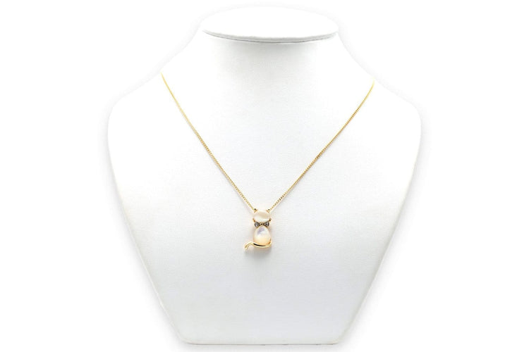 Pendentif Pendentif contemporain en or jaune, nacre et diamants 58 Facettes B800