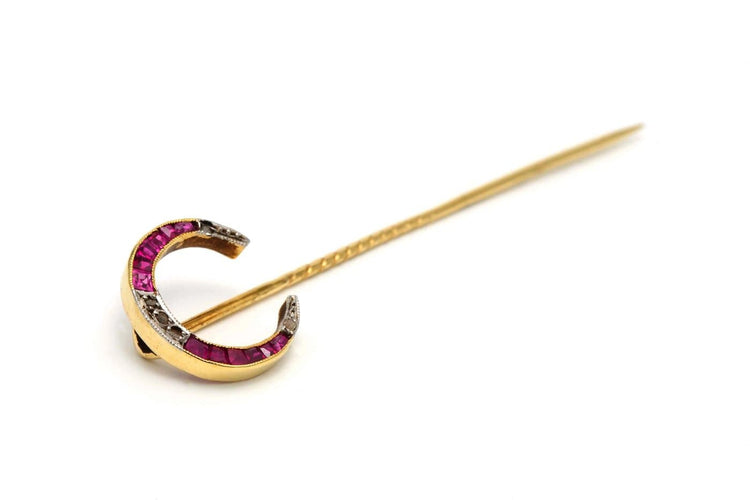 Broche Broche Art nouveau en or jaune 18 carats, rubis et diamants taille rose 58 Facettes B813