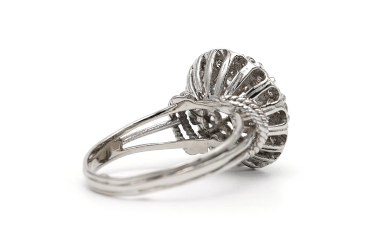 Bague 54 Bague années 50 en or blanc 18 carats, diamants taille brillant, environ 0,98 ct 58 Facettes 23501