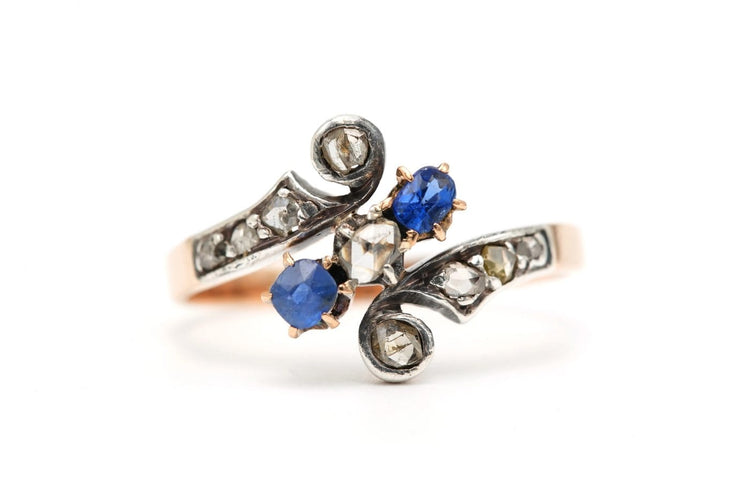 Bague 57 Bague Art nouveau en or jaune et blanc 18 carats, saphirs, diamants taille rose 58 Facettes 23521