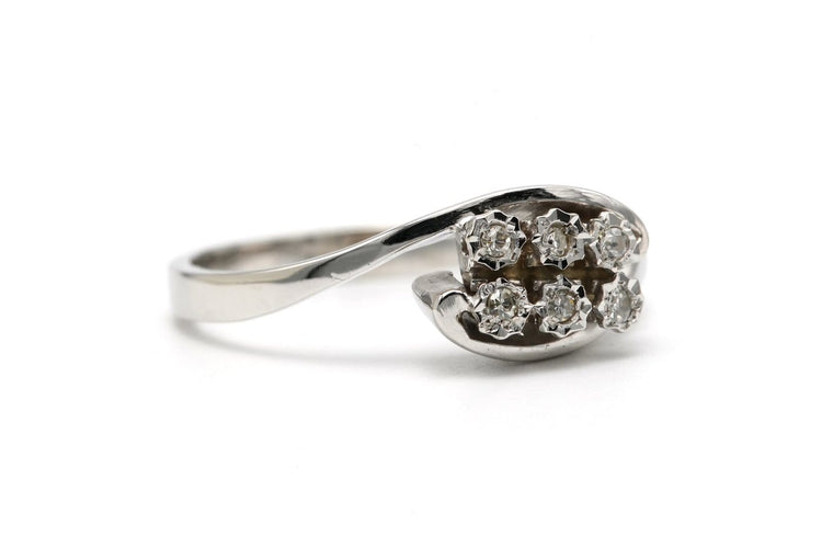 Bague 55 Bague années 70 en or blanc 18 carats et diamants 58 Facettes 23337