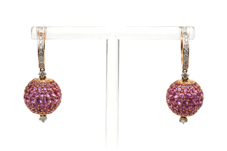 Boucles d'oreilles Boucles d'oreilles contemporaines en or rose, saphirs roses et diamants 58 Facettes 23540
