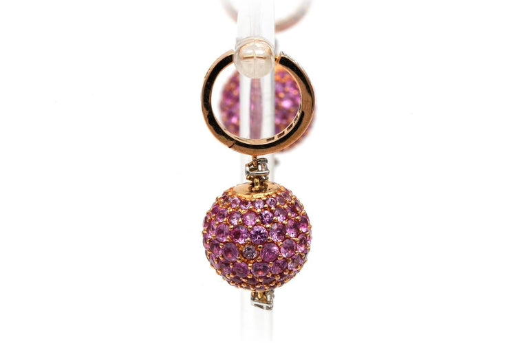 Boucles d'oreilles Boucles d'oreilles contemporaines en or rose, saphirs roses et diamants 58 Facettes 23540