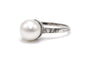 Bague 57 Art Déco - Bague en or blanc, diamants 8/8 et perle 58 Facettes B854