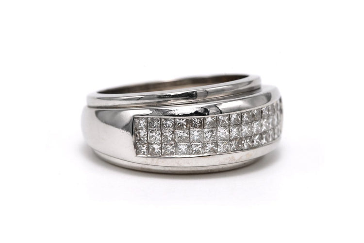 Bague 55 Bague contemporaine en or blanc 18 carats et diamants taille brillant (0,45 ct) 58 Facettes 23715