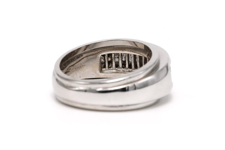 Bague 55 Bague contemporaine en or blanc 18 carats et diamants taille brillant (0,45 ct) 58 Facettes 23715