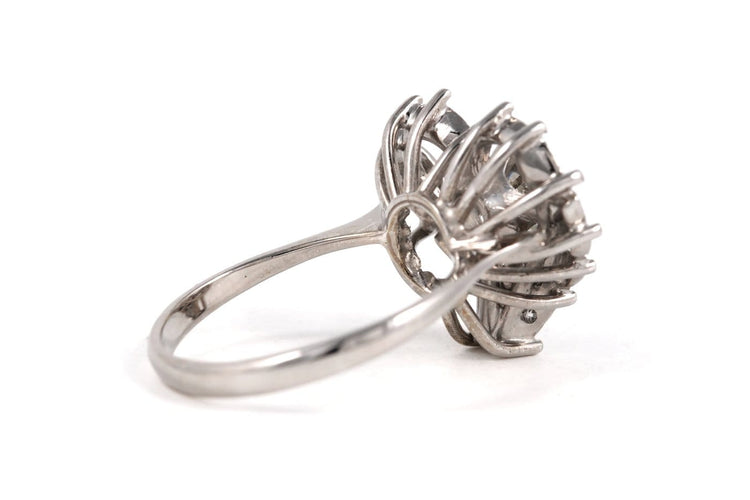 Bague 55 Bague des années 70 en or blanc 18 carats, diamants taille ancienne et 8/8 58 Facettes 23770