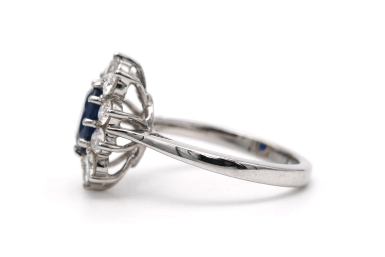 Bague 55 Bague contemporaine en or blanc 18 carats, saphir et diamants 58 Facettes 23713