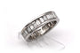 52 Alliance américaine contemporaine en or blanc et diamants baguette 58 Facettes 23831