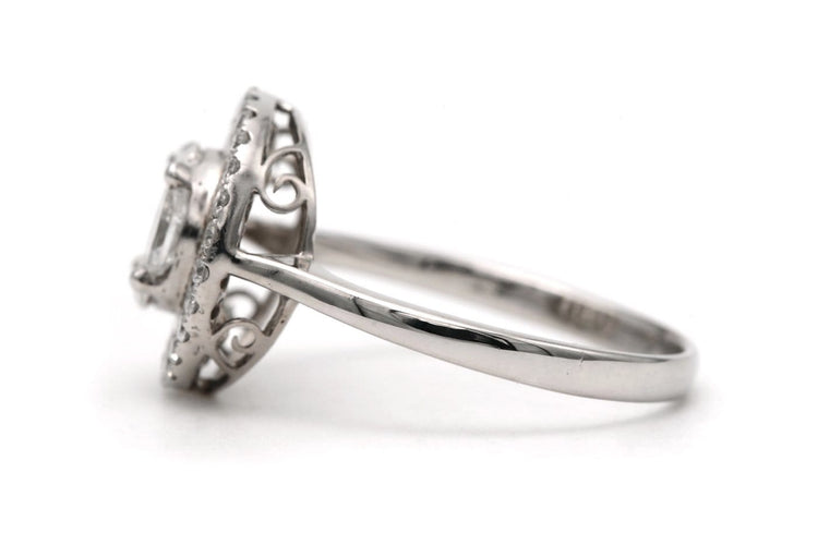 Bague 59 Bague contemporaine en or blanc 18 carats et diamants 1,22 ct 58 Facettes 23827