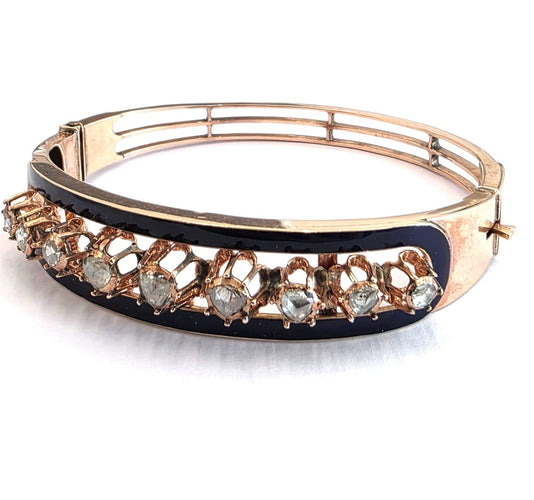 Bracelet en platine, émail bleu et diamants taille rose couronnée 58 Facettes 518/26 L