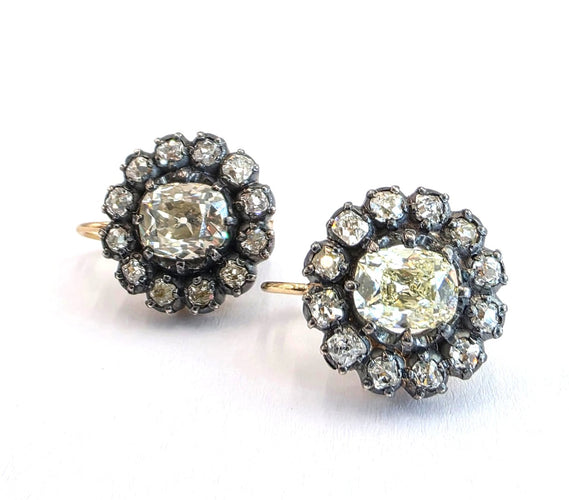 Boucles d'oreilles en or jaune 18 ct, platine et diamants 58 Facettes 429/26 N SHD