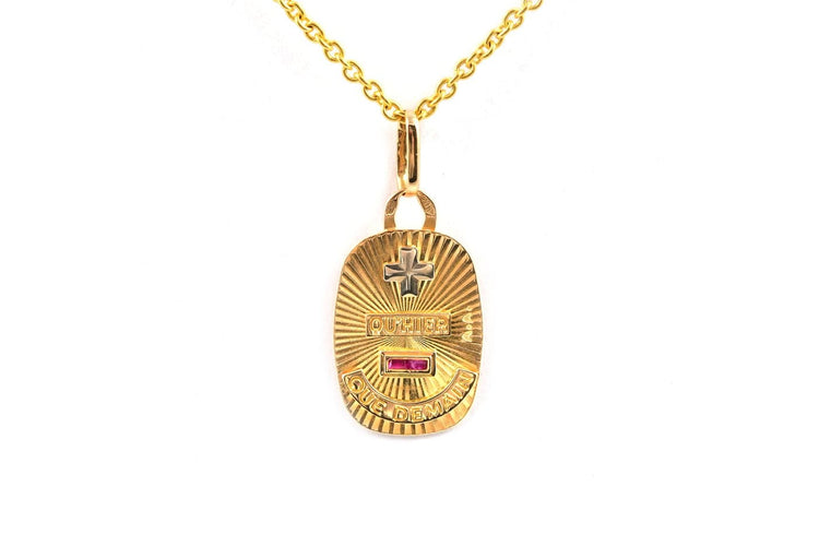 Pendentif Années 50 - Pendentif en or jaune 18 carats et rubis 58 Facettes B897