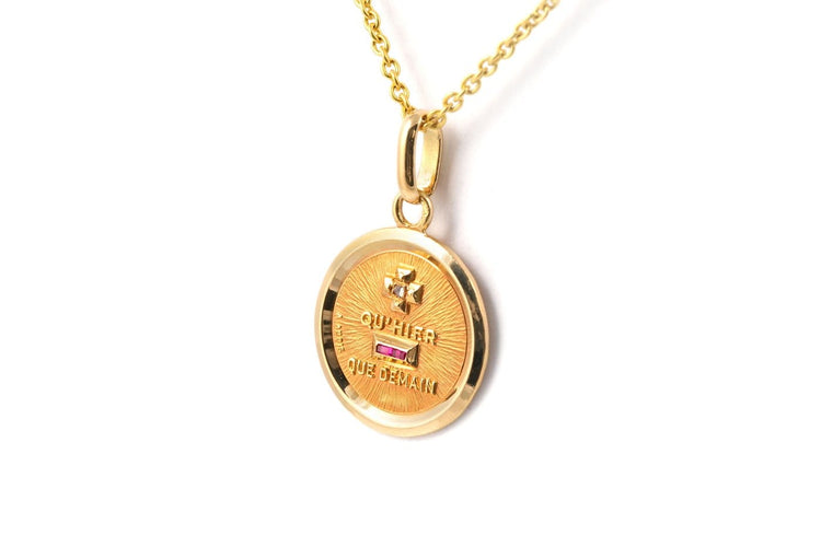 Pendentif Années 50 - Pendentif en or jaune, rubis et diamant taille rose 58 Facettes B896