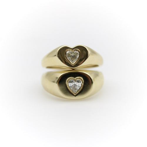 Bague 53 Signature - Chevalière ovale en or 14K et diamant cœur 58 Facettes 11188