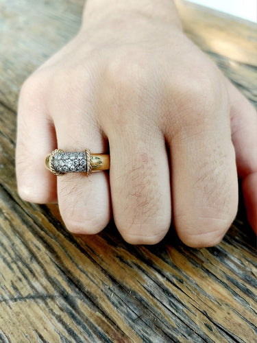 57 Bague en or jaune et diamants 58 Facettes 1808192