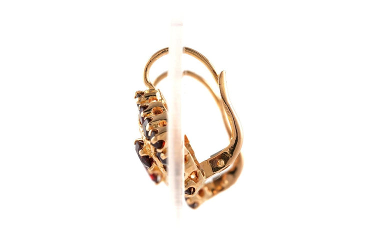 Années 50 - Boucles d'oreilles dormeuses en or jaune et grenats 58 Facettes 23873