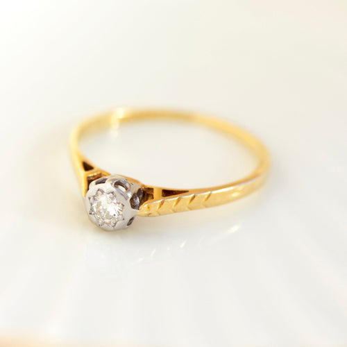 52.5 Bague solitaire diamant en or jaune 750 et or blanc 58 Facettes HJ062624