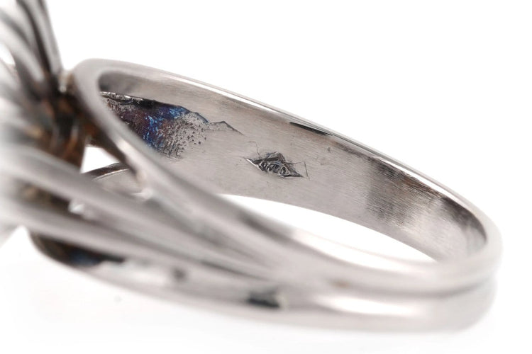 51 Bague années 70 en or blanc et diamants 58 Facettes 23896