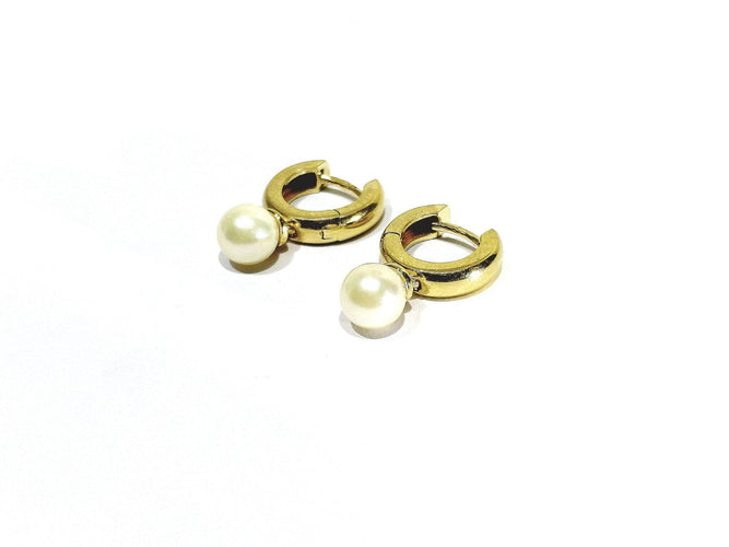 Boucles d'oreilles en or jaune et perles 58 Facettes 1808890