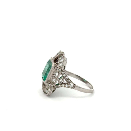 55 The Crown of Muzu - Bague Art déco en or blanc, émeraude et diamants 58 Facettes 50496